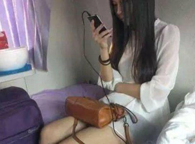 女孩被火车撞致身亡