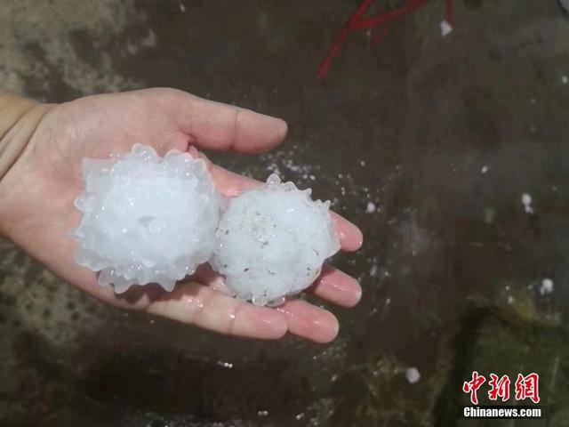 北京冰雹比鸭蛋还大