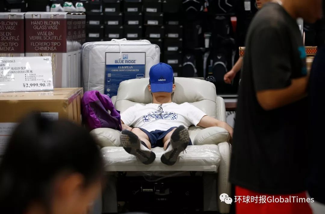 美国进口商凌晨蹦下床打电话:快发货