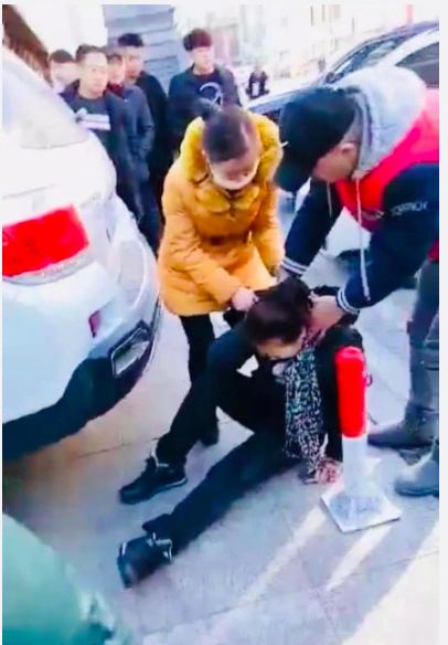 中千万父亲砍伤前妻