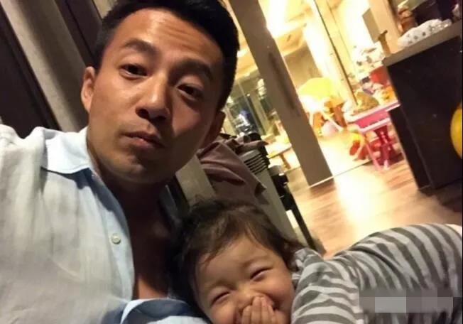 汪小菲两次结婚都刮大风：是巧合还是天意？揭秘背后的神秘现象