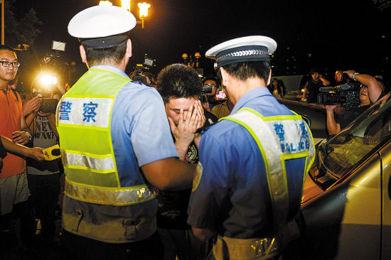 夫妻被酒驾者撞死 孩子:以为是梦