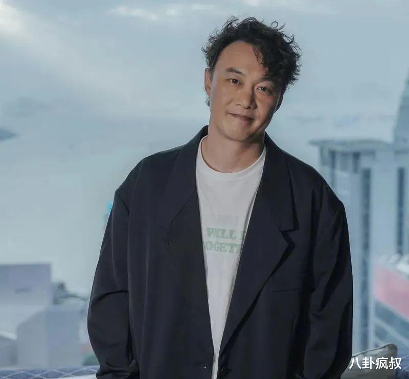 震惊！陈奕迅被传去世后首次露面，粉丝泪崩现场直击！