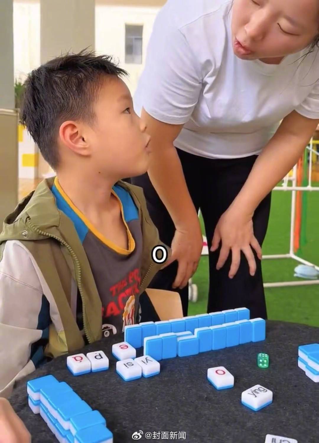 惊呆了！幼儿园推出汉字麻将竟让孩子识字量翻倍？揭秘创新教育新玩法