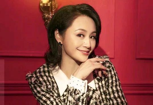 震惊！曹颖患胃癌消息曝光，她的健康状况究竟如何？