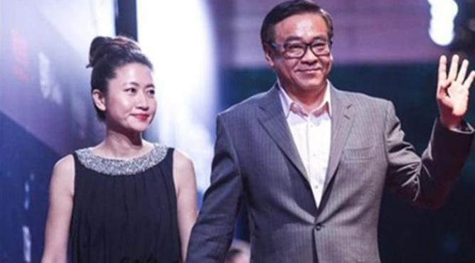 震惊！女幼师被连刺13刀身亡 警方通报揭露案件细节，凶手动机令人发指