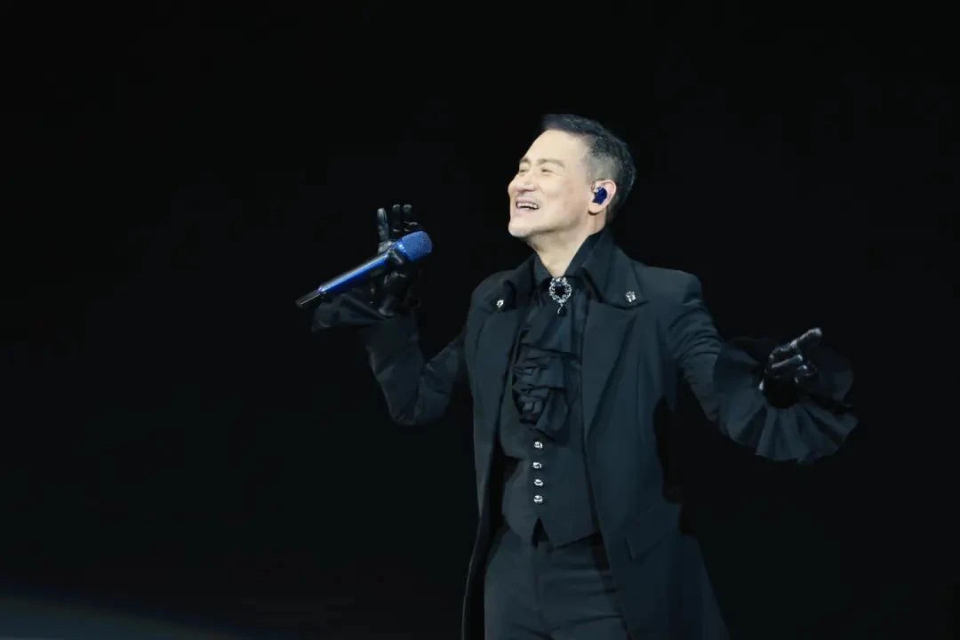 震惊！张学友演唱会撞期高考遭多人投诉，家长怒斥：谁来负责？