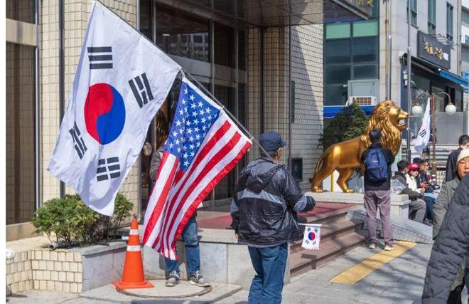 韩国为何会出现反华抗议？深层原因与最新动态解析